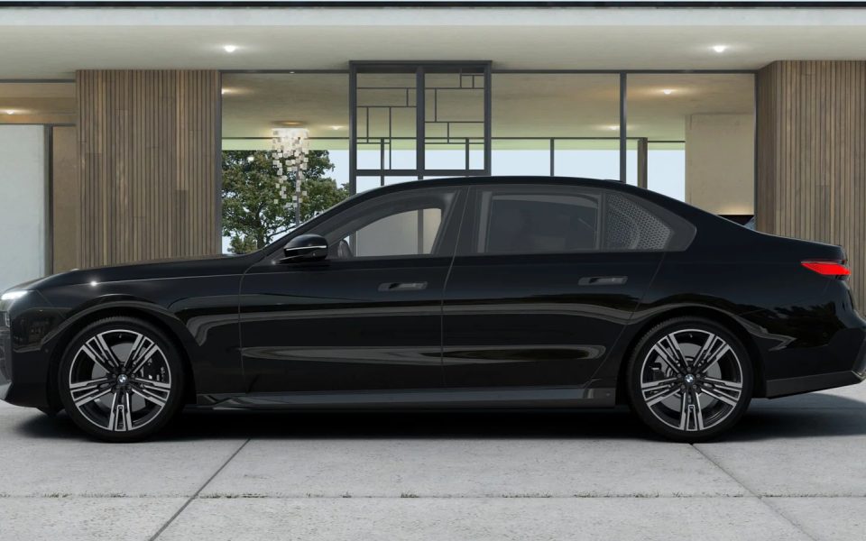 2026 BMW 740i Sedan Automatic
