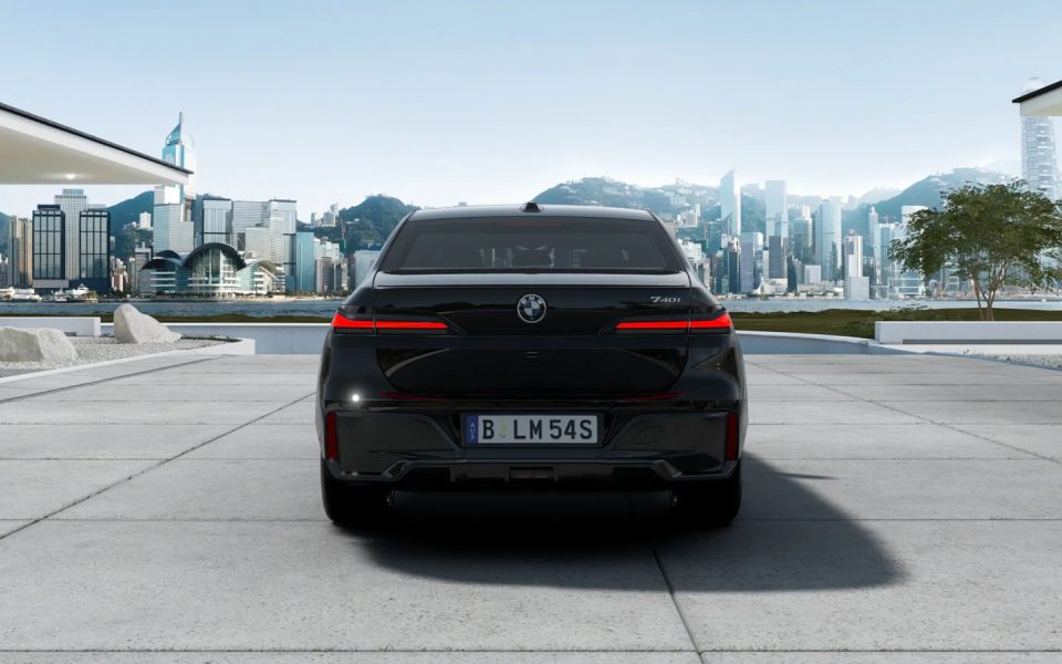 2026 BMW 740i Sedan Automatic