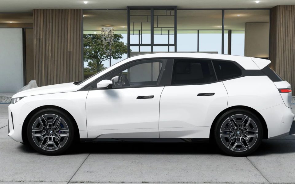 2026 BMW iX xDrive45 Automatic
