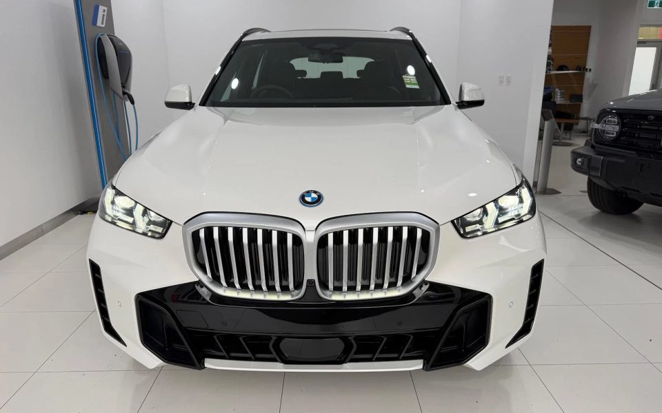 2026 BMW X5 xDrive50e Automatic