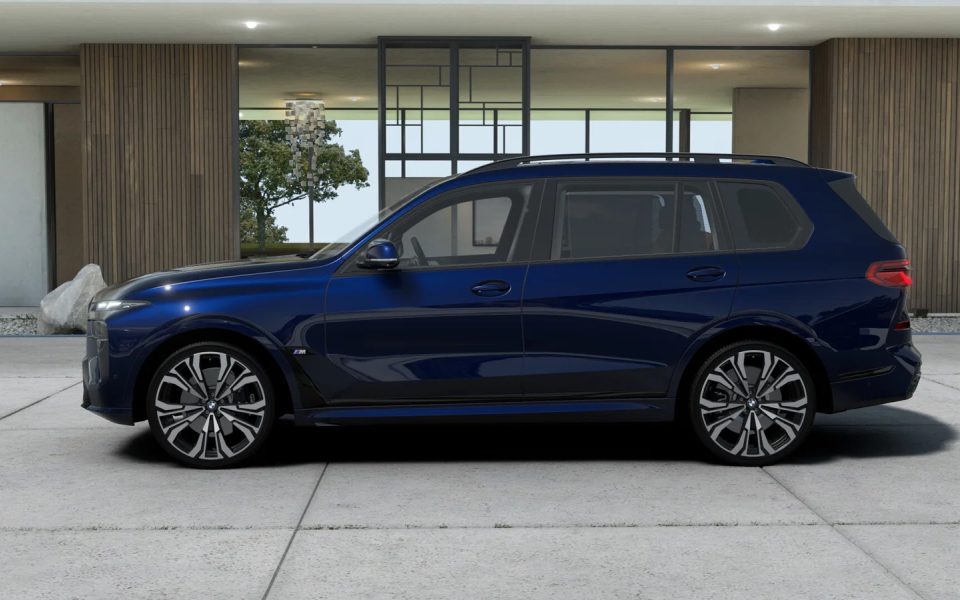 2025 BMW X7 M60i xDrive Automatic