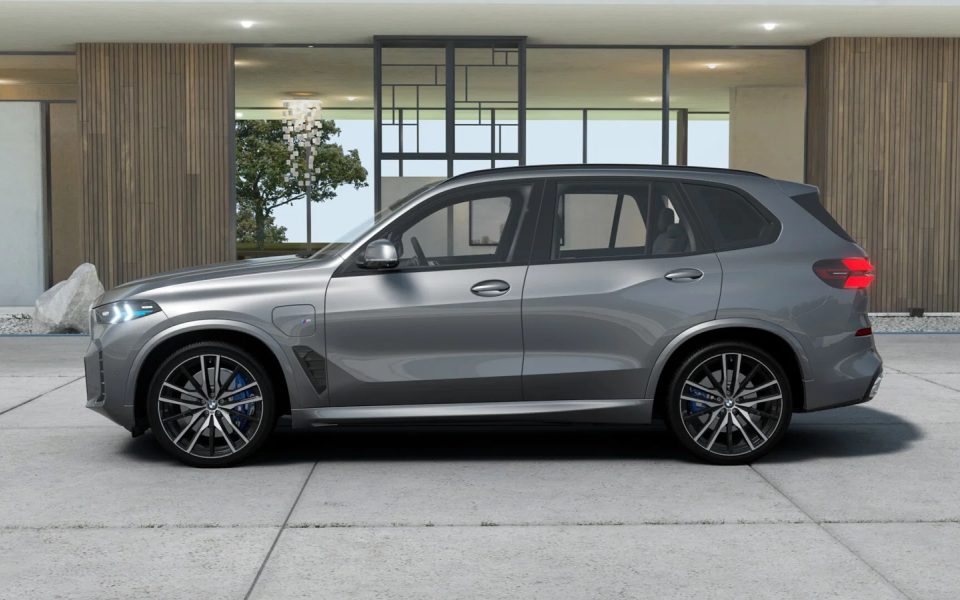 2025 BMW X5 xDrive50e Automatic