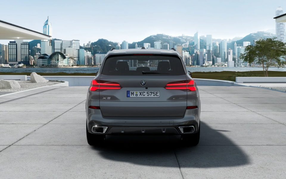 2025 BMW X5 xDrive50e Automatic