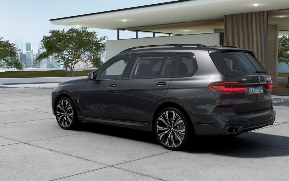 2025 BMW X7 M60i xDrive Automatic