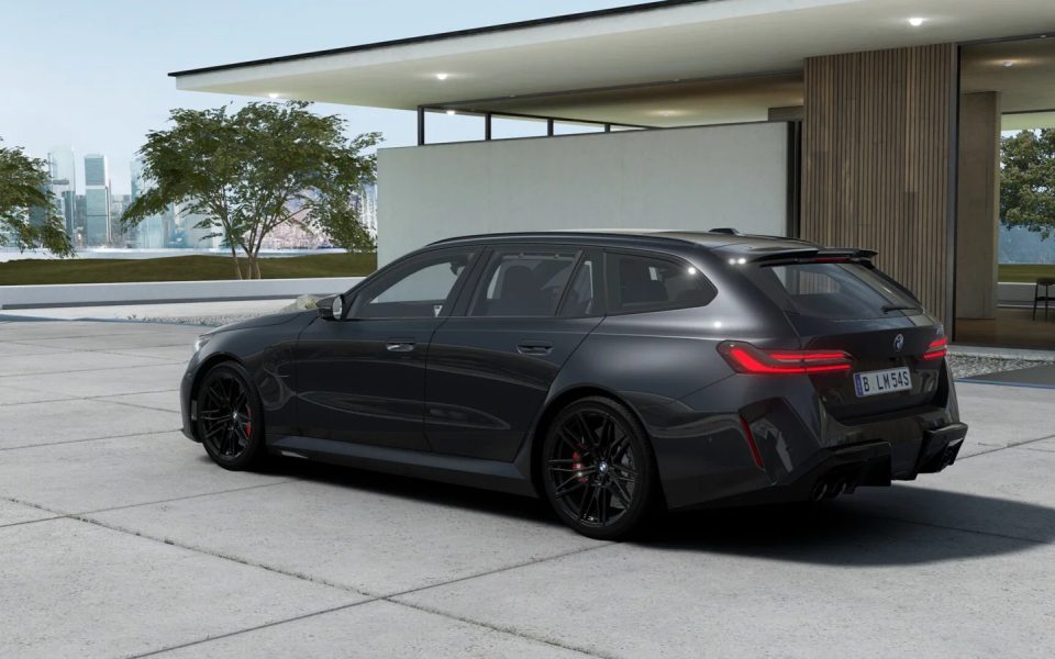 2025 BMW M5 Touring Automatic