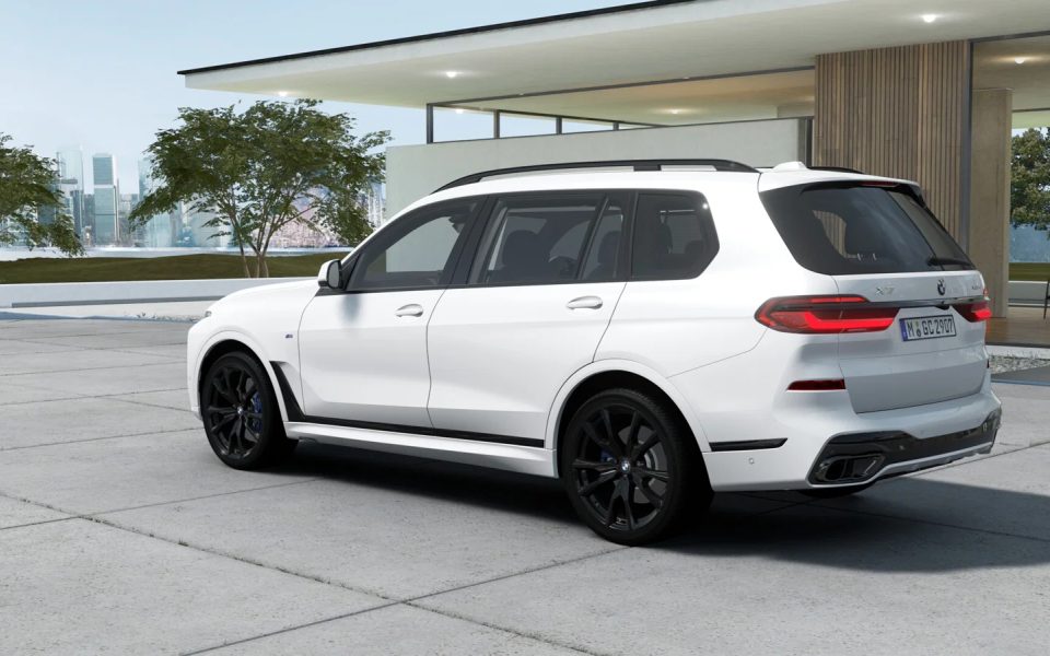 2025 BMW X7 xDrive40i Automatic