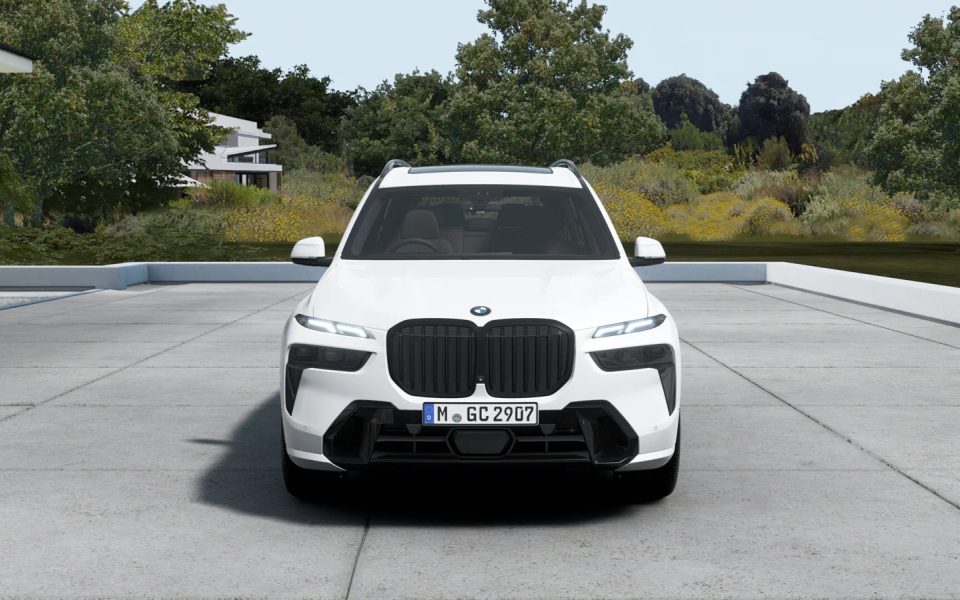 2025 BMW X7 xDrive40i Automatic