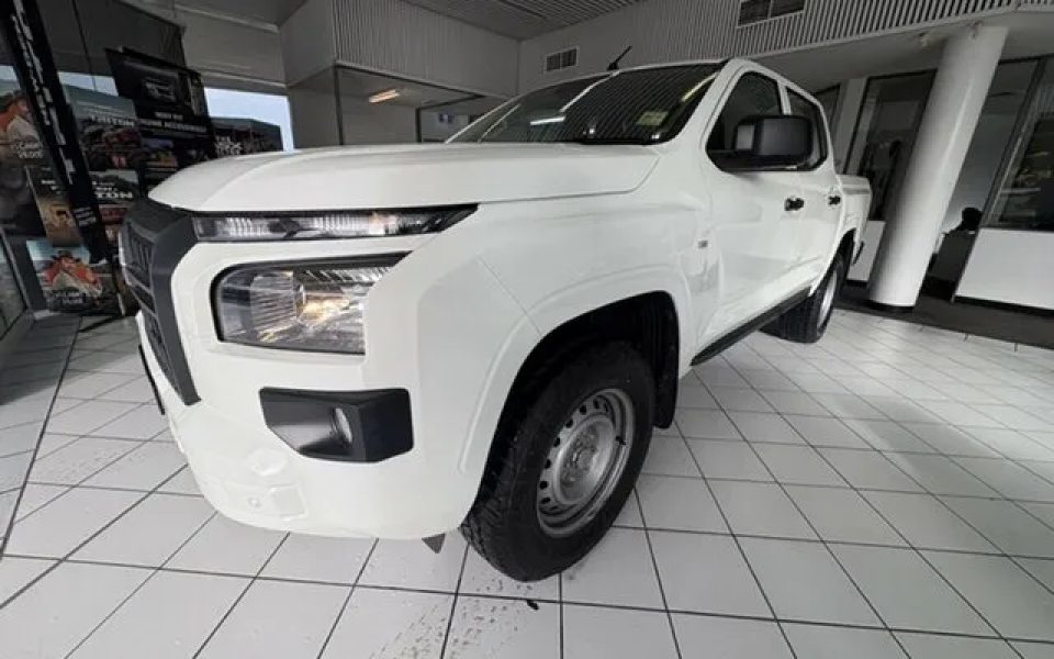 2025 Mitsubishi Triton MV MY25 GLX Pick-up Double Cab 4x4 White 6 Speed Sports Automatic Utility