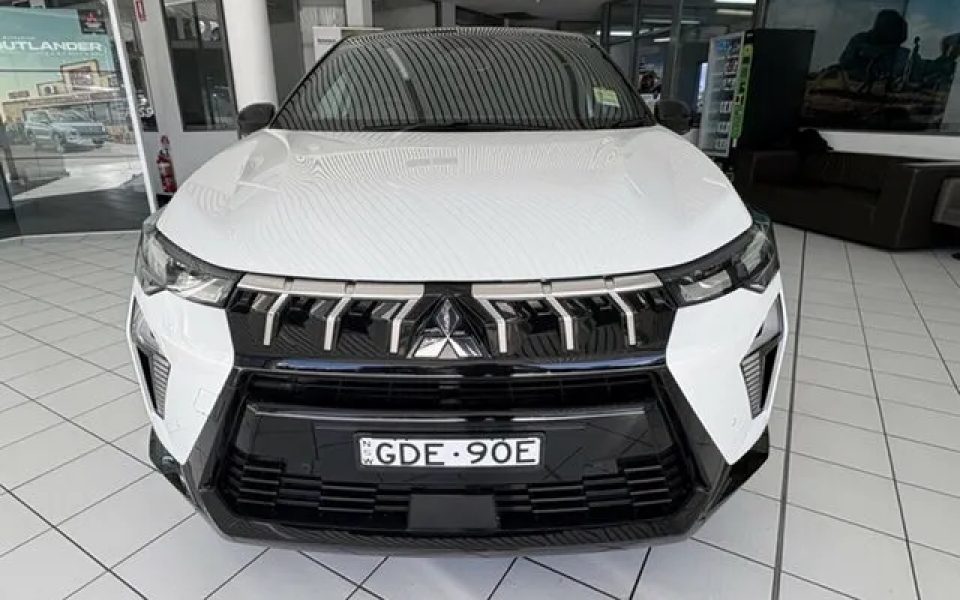 2025 Mitsubishi ASX XE 25MY Exceed DCT Crystal White 7 Speed Sports Automatic Dual Clutch Wagon