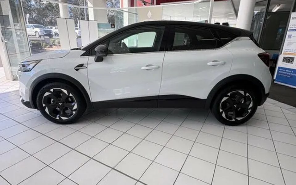 2025 Mitsubishi ASX XE 25MY Exceed DCT Crystal White 7 Speed Sports Automatic Dual Clutch Wagon