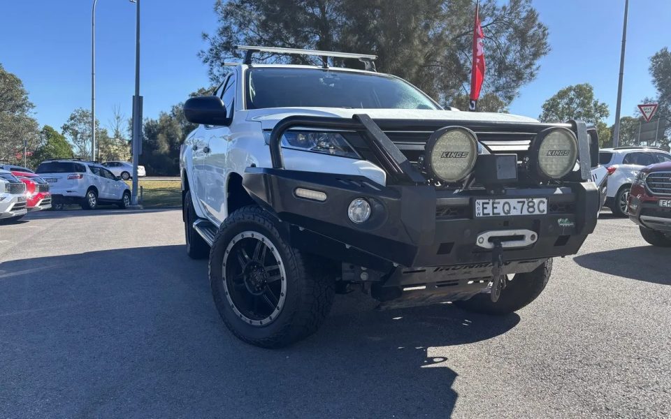 2019 Mitsubishi Triton MR MY19 GLX Double Cab White 6 Speed Sports Automatic Utility