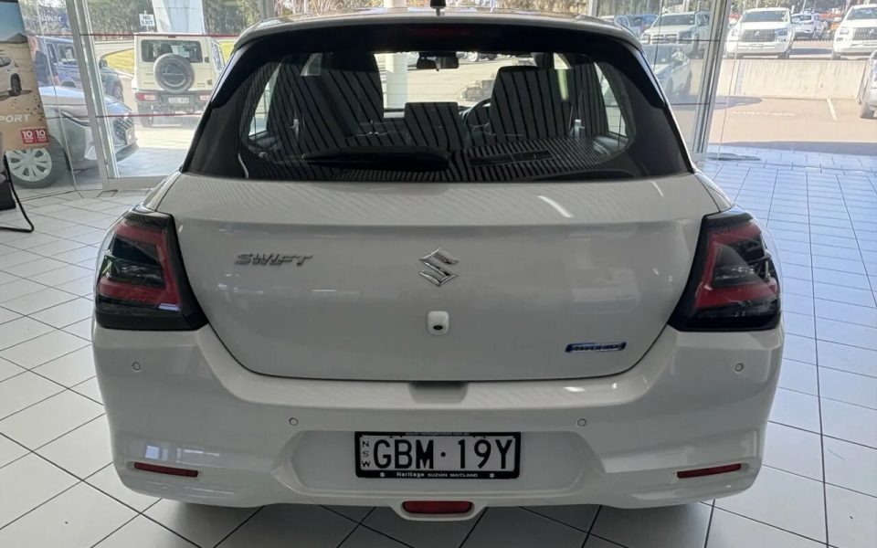 2025 Suzuki Swift UZ Hybrid Pure White 1 Speed Constant Variable Hatchback