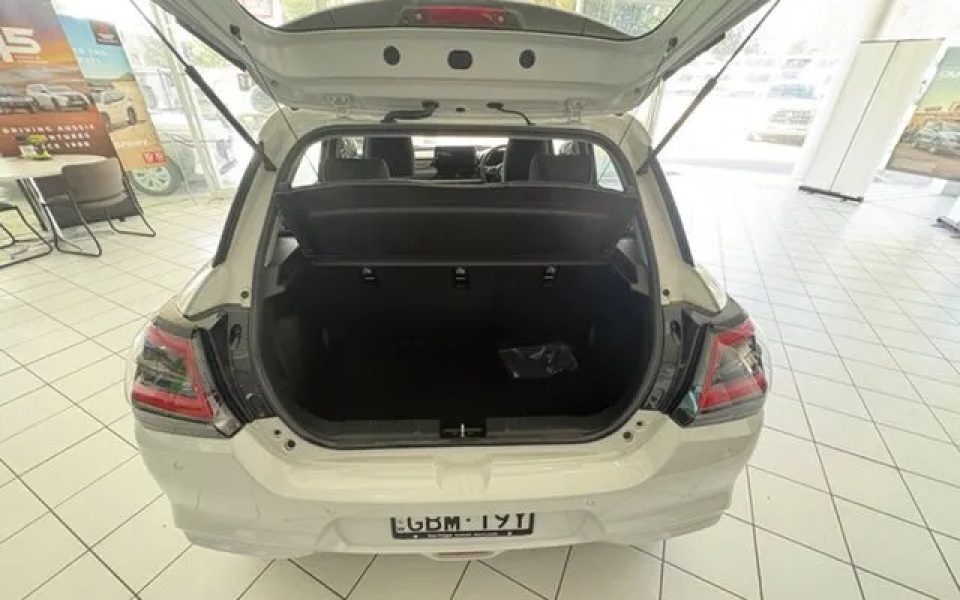 2025 Suzuki Swift UZ Hybrid Pure White 1 Speed Constant Variable Hatchback