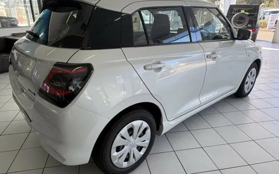 2025 Suzuki Swift UZ Hybrid Pure White 1 Speed Constant Variable Hatchback