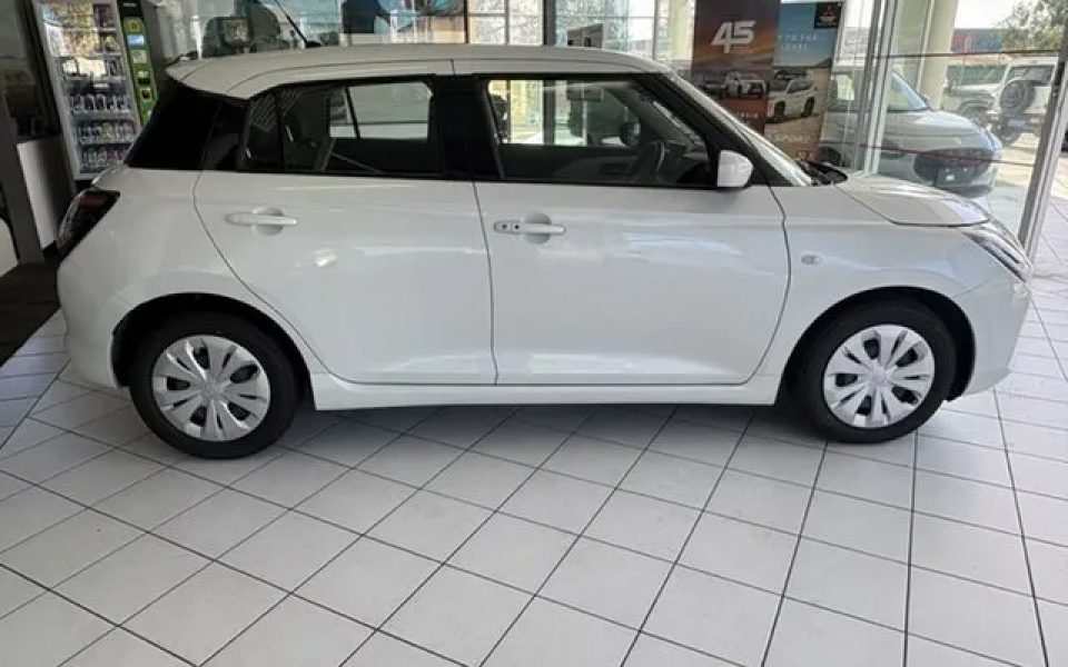 2025 Suzuki Swift UZ Hybrid Pure White 1 Speed Constant Variable Hatchback