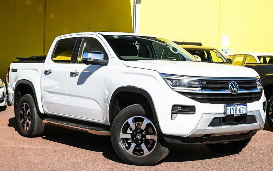 2024 Mitsubishi Triton GSR
