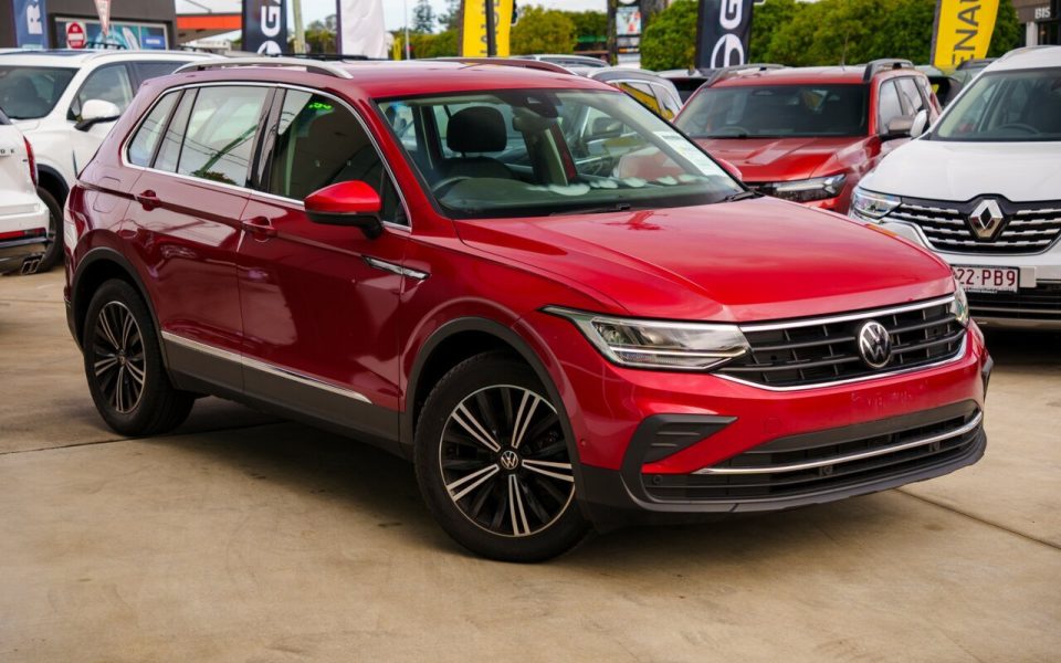 2024 MITSUBISHI ECLIPSE CROSS ES