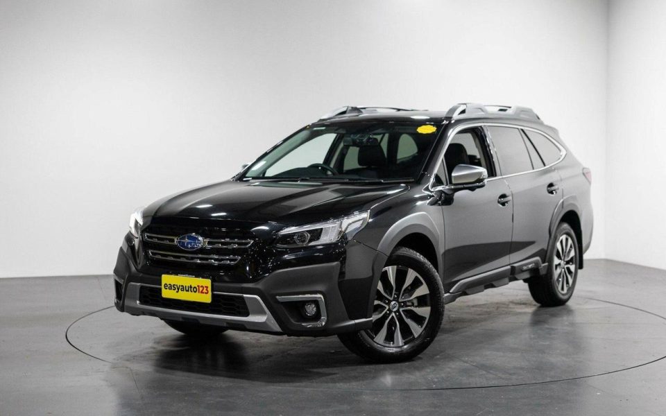 2024 MITSUBISHI ECLIPSE CROSS ES