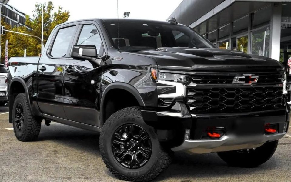 2026 Chevrolet Silverado T1 MY26 1500 ZR2 Pickup Crew Cab W/Tech Pack Black 10 Speed Automatic