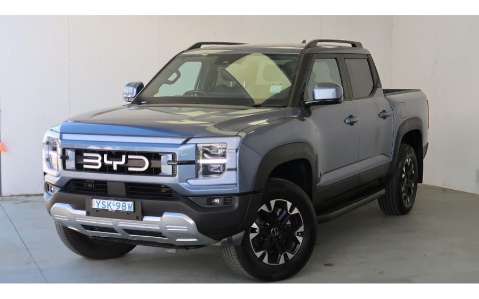 2025 BYD SHARK 6 Premium Ute (Deep Sea Blue) Pre-Owned Car
