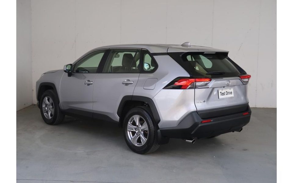 2024 Toyota RAV4 GX SUV (Silver Sky) Pre-Owned Car