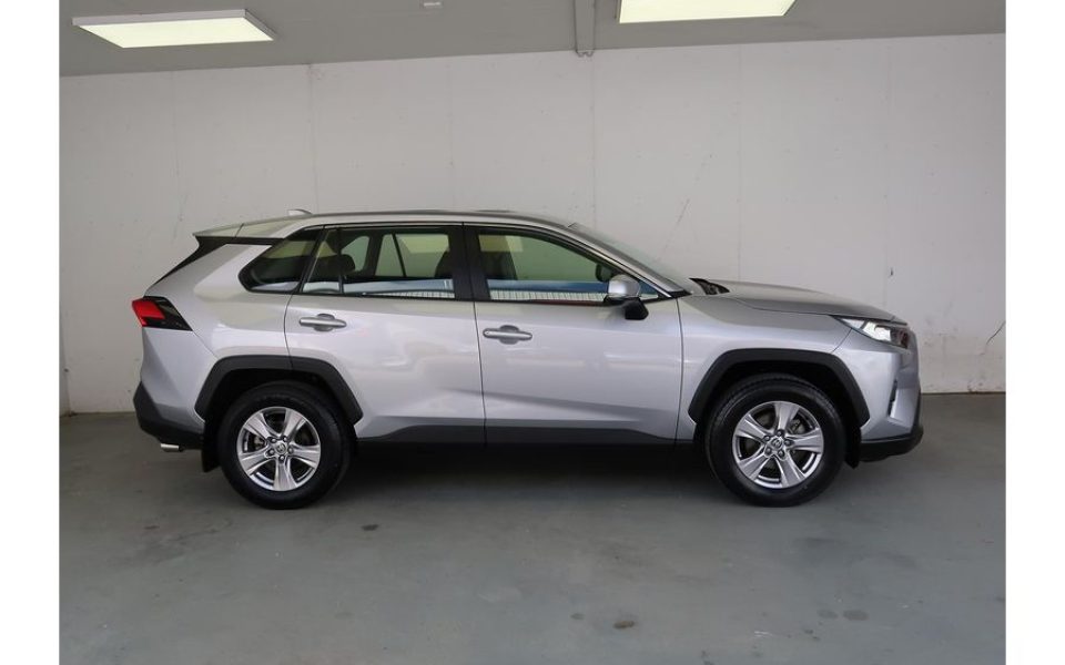 2024 Toyota RAV4 GX SUV (Silver Sky) Pre-Owned Car