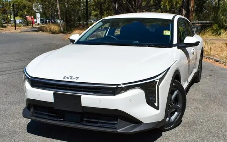 2025 Kia K4 CL4m MY26 S Clear White 1 Speed Constant Variable Hatchback