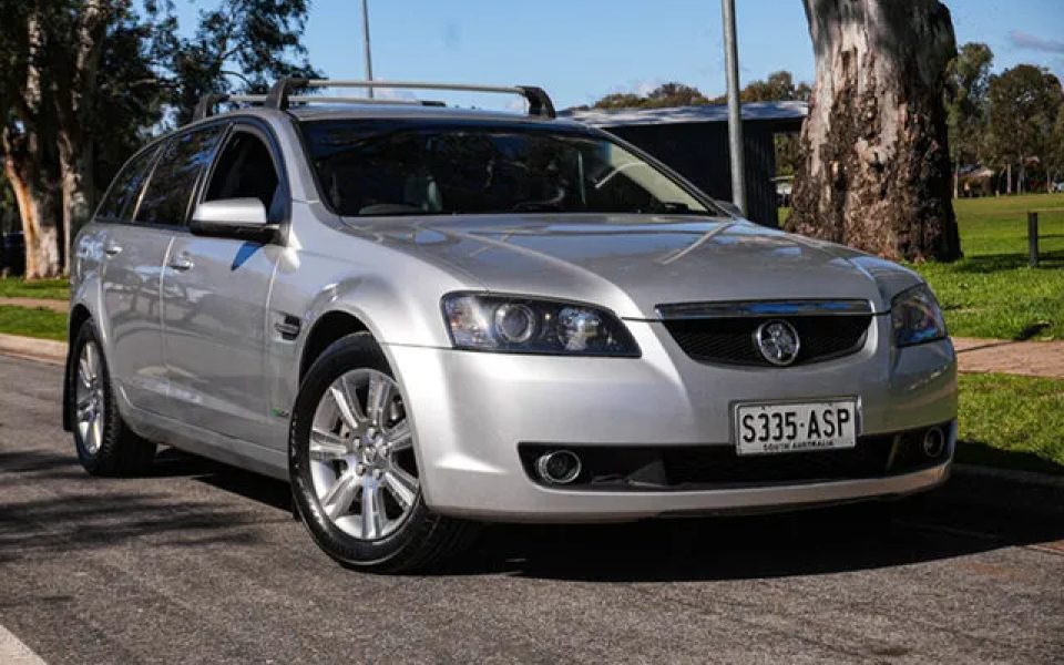 2010 Holden Calais VE MY10 Sportwagon Silver 6 Speed Sports Automatic Wagon