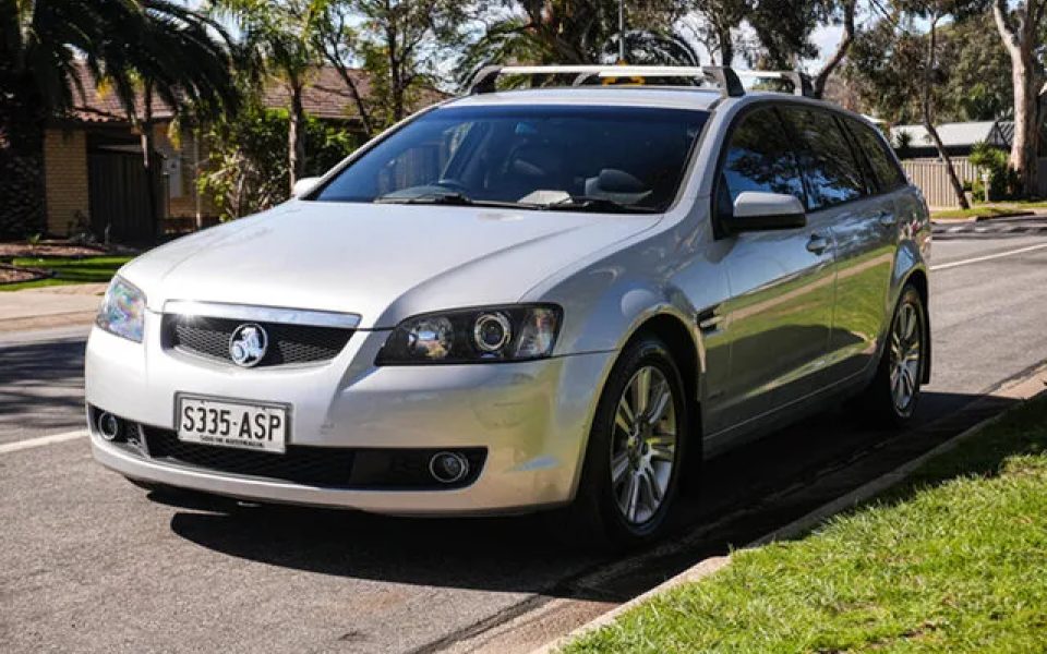 2010 Holden Calais VE MY10 Sportwagon Silver 6 Speed Sports Automatic Wagon