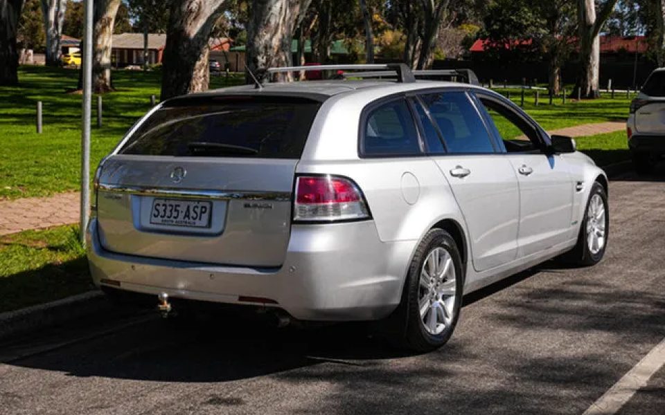 2010 Holden Calais VE MY10 Sportwagon Silver 6 Speed Sports Automatic Wagon