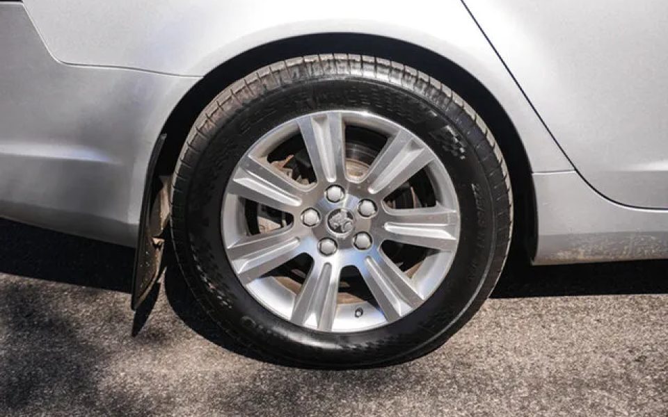 2010 Holden Calais VE MY10 Sportwagon Silver 6 Speed Sports Automatic Wagon