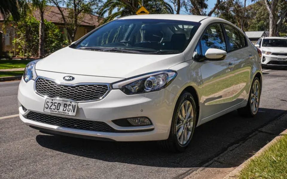 2015 Kia Cerato YD MY15 S Premium Clear White 6 Speed Sports Automatic Sedan