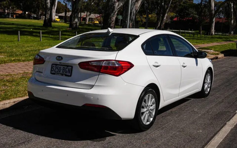 2015 Kia Cerato YD MY15 S Premium Clear White 6 Speed Sports Automatic Sedan