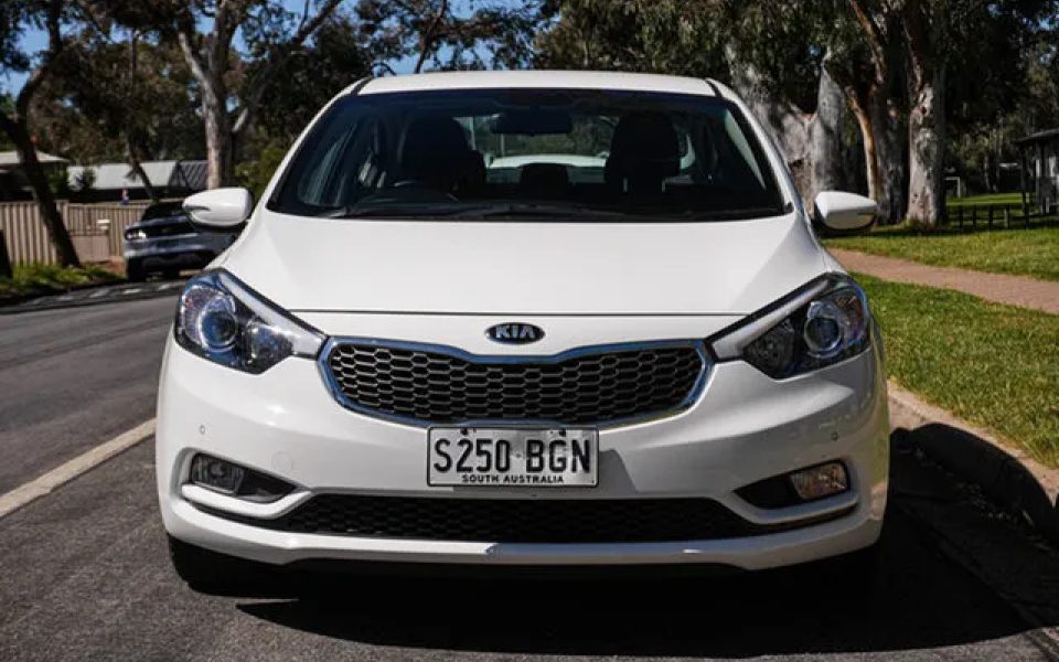 2015 Kia Cerato YD MY15 S Premium Clear White 6 Speed Sports Automatic Sedan