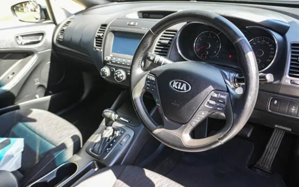 2015 Kia Cerato YD MY15 S Premium Clear White 6 Speed Sports Automatic Sedan