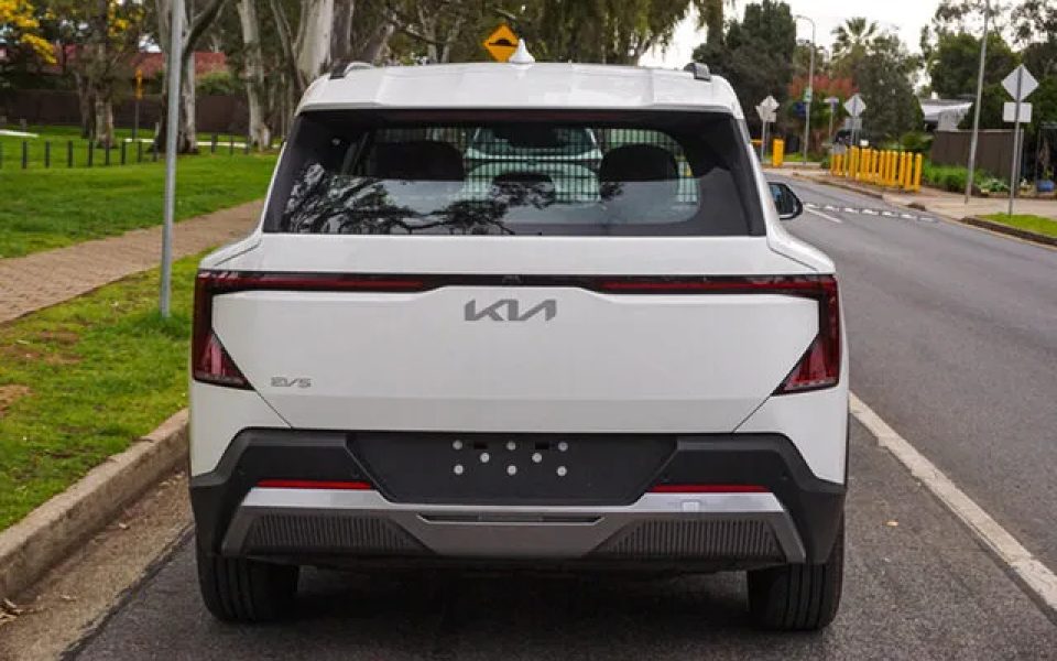 2024 Kia EV5 OVc MY25 Air Long Range White 1 Speed Reduction Gear Wagon