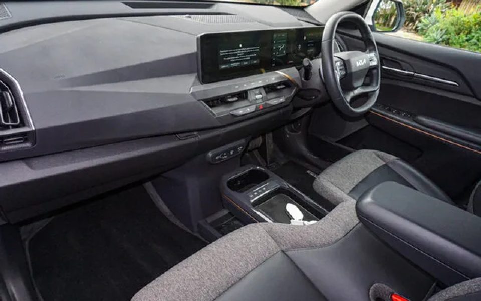 2024 Kia EV5 OVc MY25 Air Long Range White 1 Speed Reduction Gear Wagon
