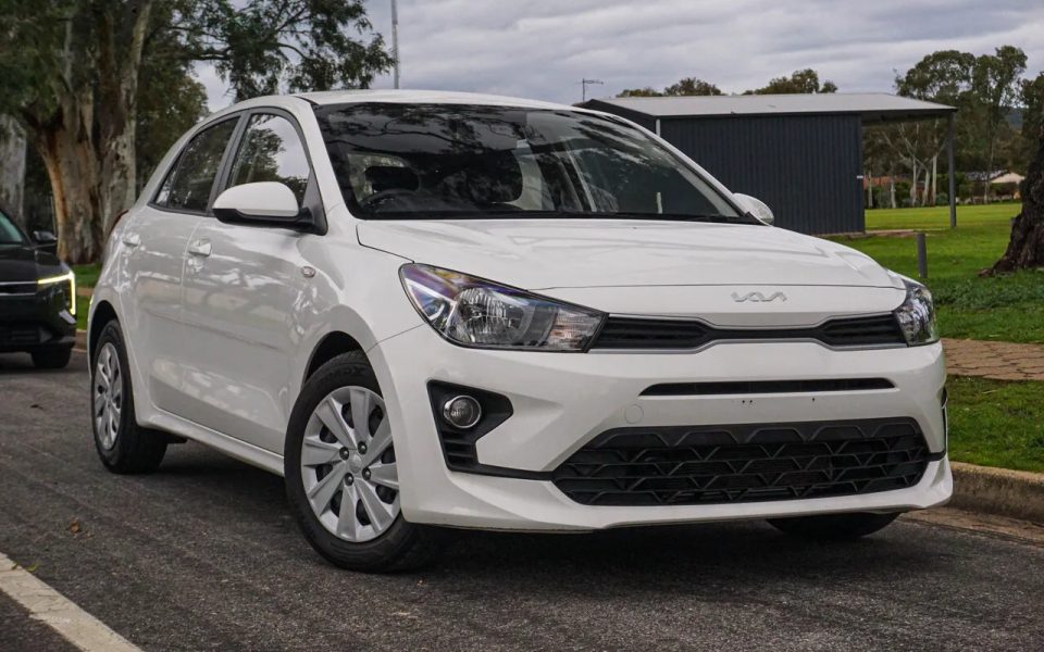 2023 Kia Rio YB MY23 S White 6 Speed Automatic Hatchback