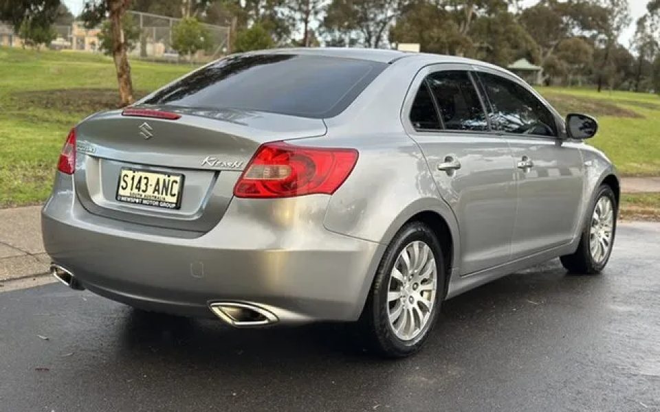 2011 Suzuki Kizashi FR XL Grey 6 Speed Manual Sedan