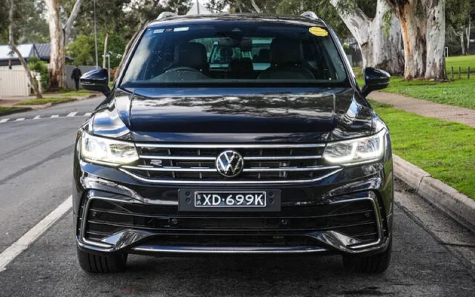 2023 Volkswagen Tiguan 5N MY23 162TSI R-Line DSG 4MOTION Black 7 Speed Sports Automatic Dual Clutch