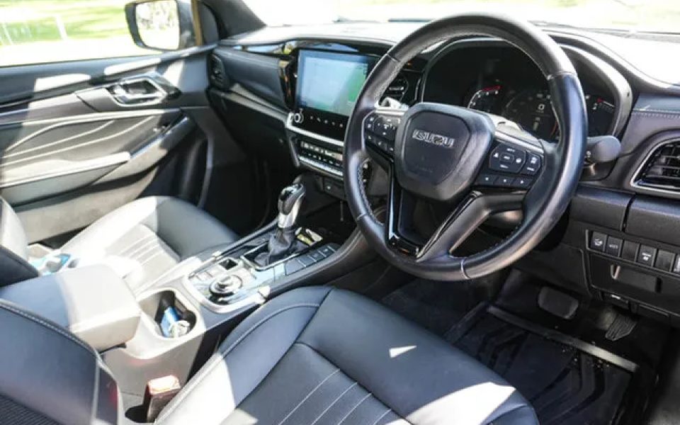 2025 Isuzu MU-X RJ MY25 LS-T Rev-Tronic Silver 6 Speed Sports Automatic Wagon