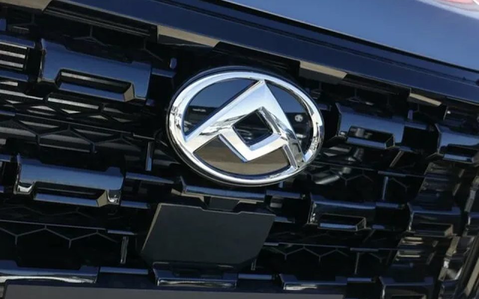 2026 LDV D90 SV9A MY25 Executive Metal Ash 8 Speed Sports Automatic Wagon