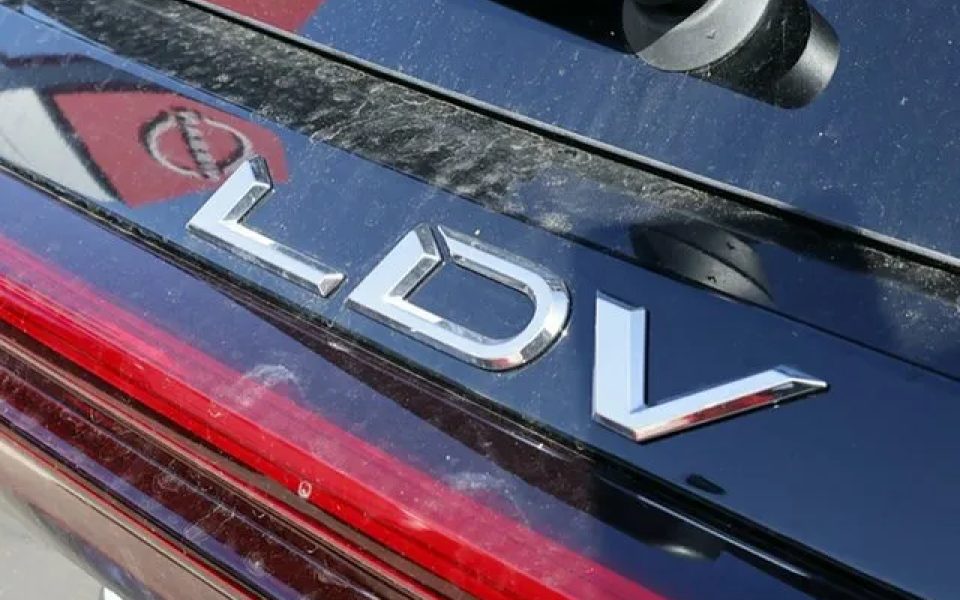 2026 LDV D90 SV9A MY25 Executive Metal Ash 8 Speed Sports Automatic Wagon