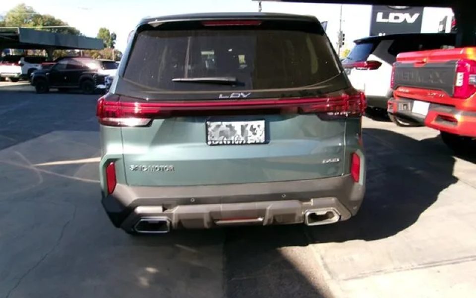 2025 LDV D90 SV9A MY25 Executive Spruce Green 8 Speed Sports Automatic Wagon