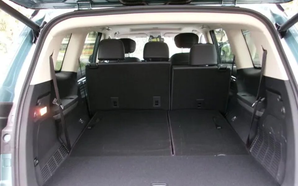 2025 LDV D90 SV9A MY25 Executive Spruce Green 8 Speed Sports Automatic Wagon