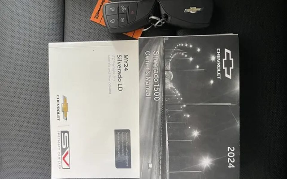 2023 Chevrolet Silverado T1 MY24 1500 LTZ Premium Pickup Crew Cab W/Tech Pack Summit White 10 Speed