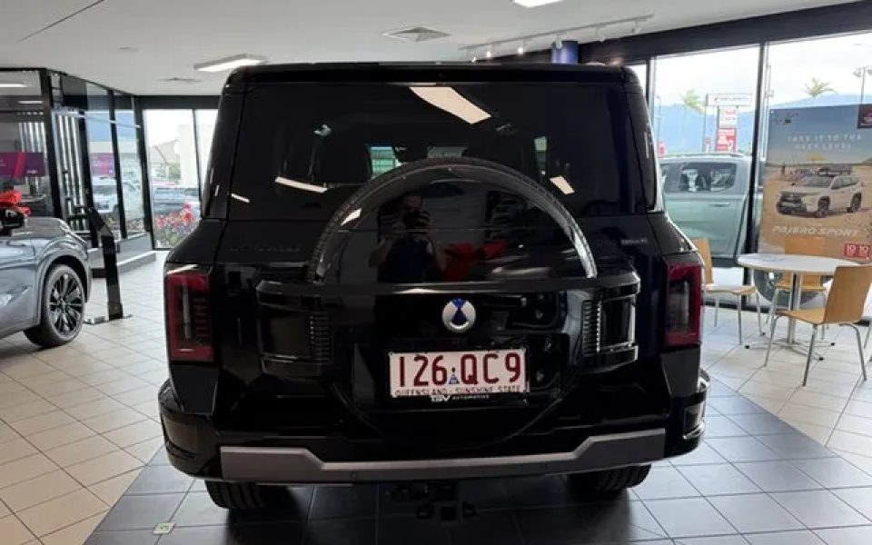 2026 Denza B8 SQ MY26 E-CVT Black 1 Speed Constant Variable Wagon Hybrid