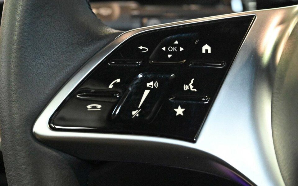 2025 Mercedes-Benz GLA-Class GLA250 e with EQ hybrid technology Auto