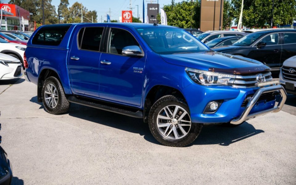 2016 Toyota HiLux SR5