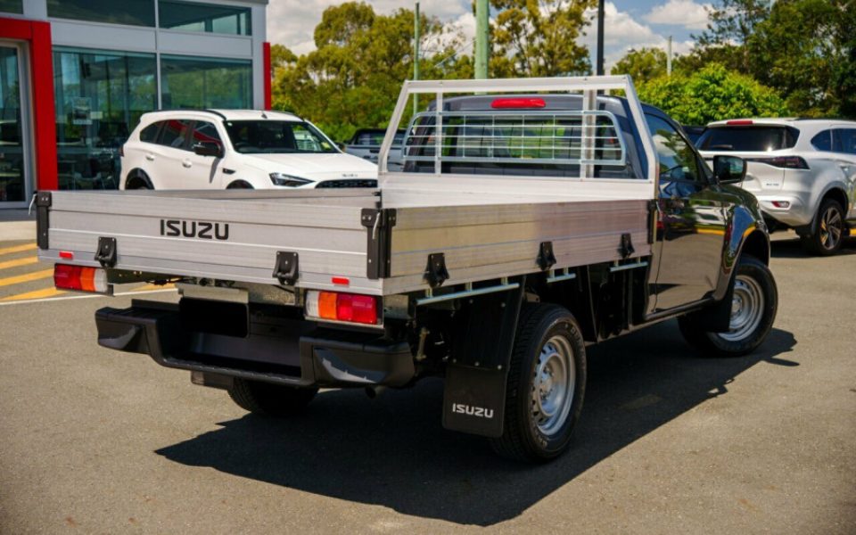 2026 Isuzu D-MAX SX High Ride RWD